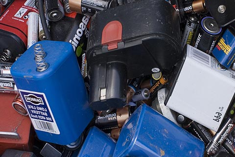 拉萨高价叉车蓄电池回收-上门回收磷酸电池-汽车电池回收